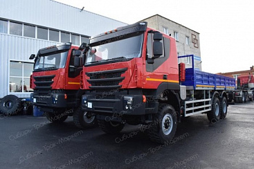 Бортовой автомобиль-контейнеровоз AMT 632944
