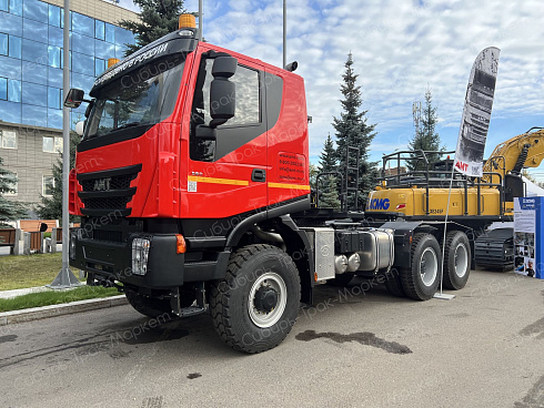 Седельный тягач АМТ 638914 